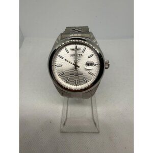 Invicta Mens Stainless Steel Quartz Watch With Silver Dial & Date Display